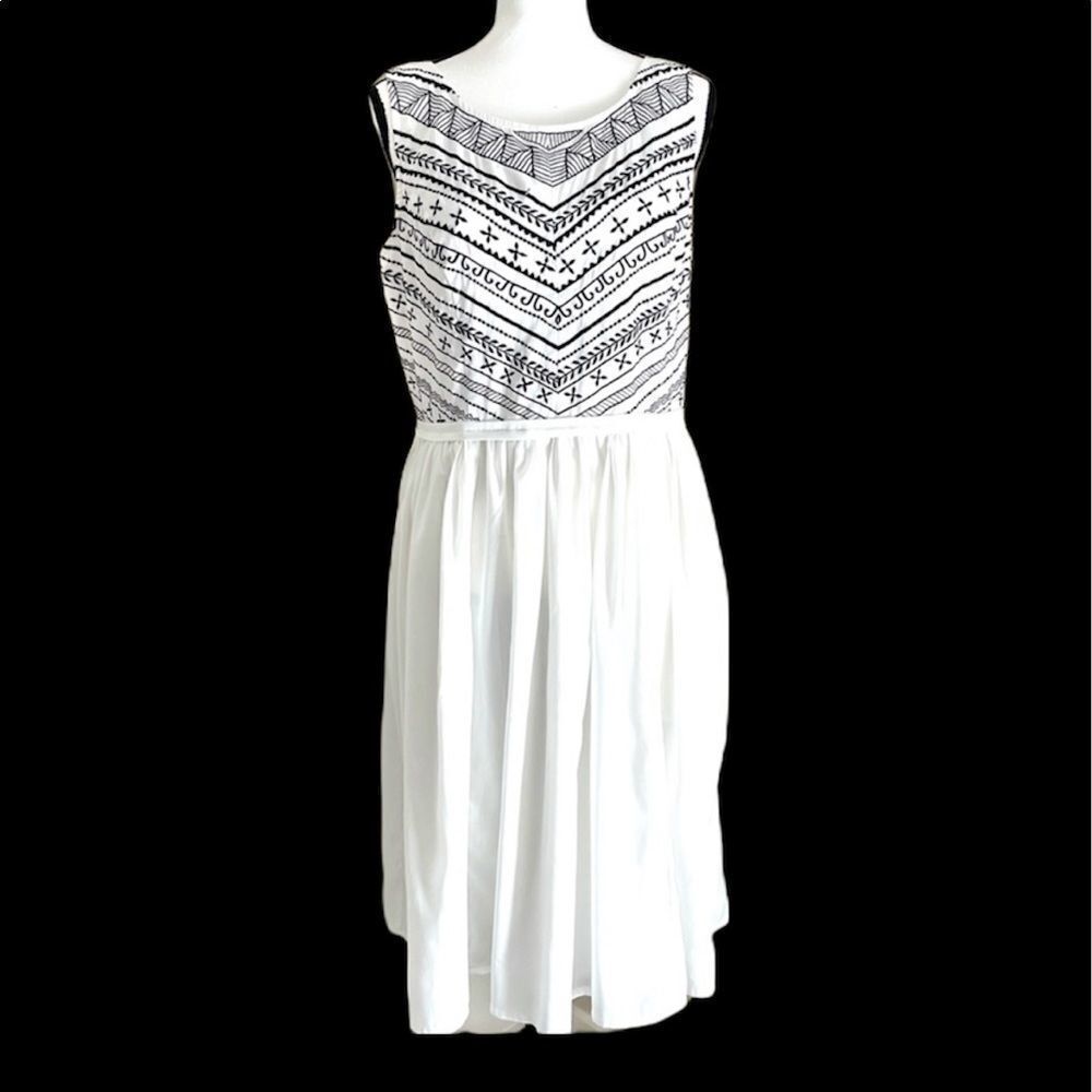 EShakti Embroidered Midi White/Black Dress